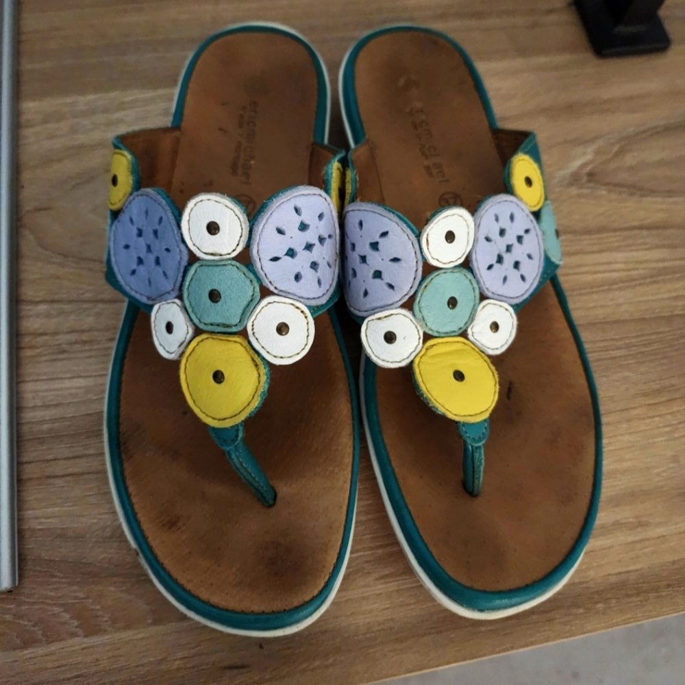 Color Dot "Sun" Sandals size 37